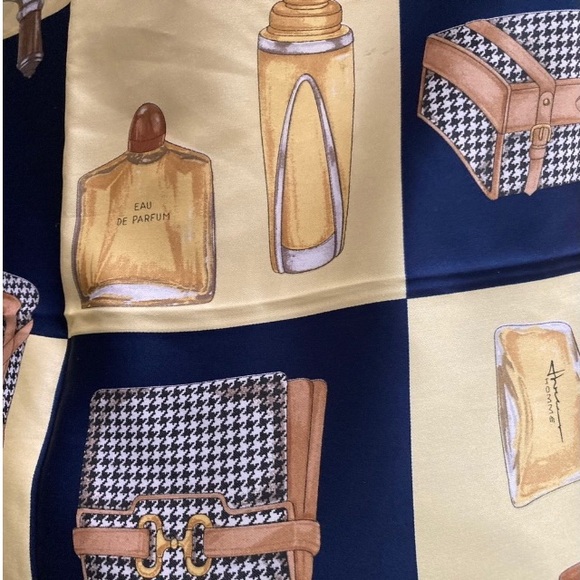EUC Vintage Perfume Scarf - Picture 4 of 10